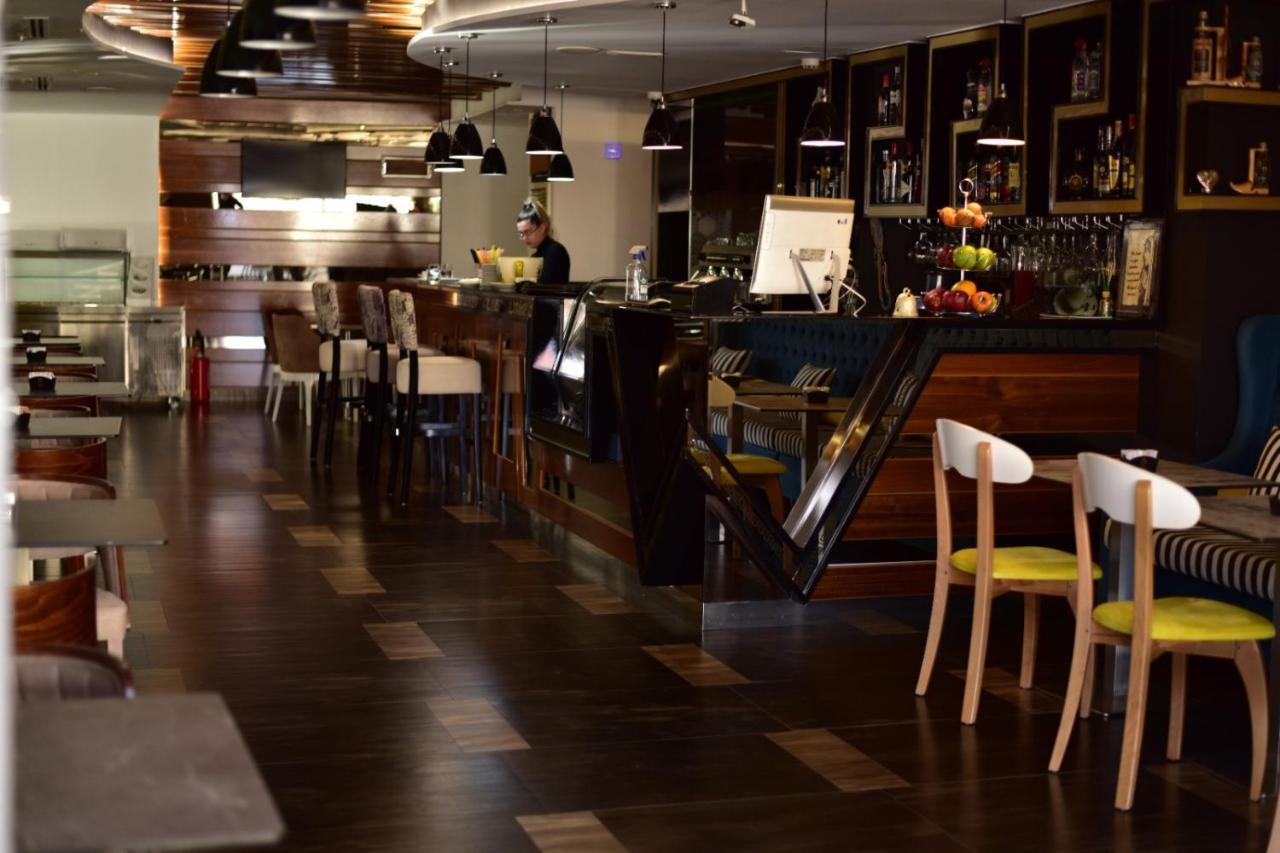 New W Hotel Tirana Exterior foto