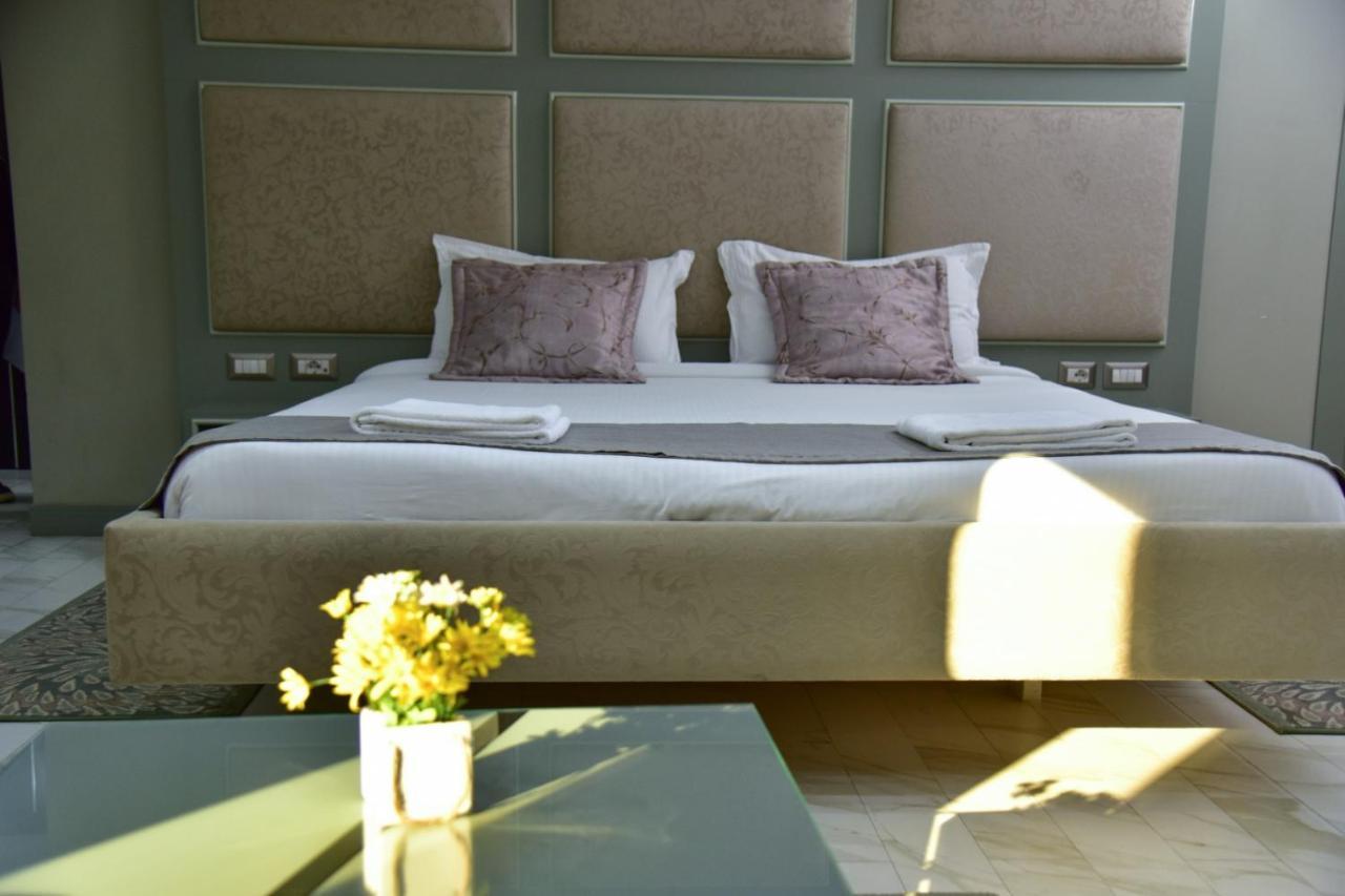 New W Hotel Tirana Exterior foto